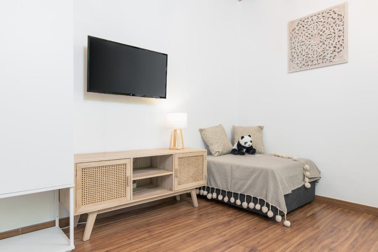 Suite Homes Alice Valentin Malaga Zewnętrze zdjęcie